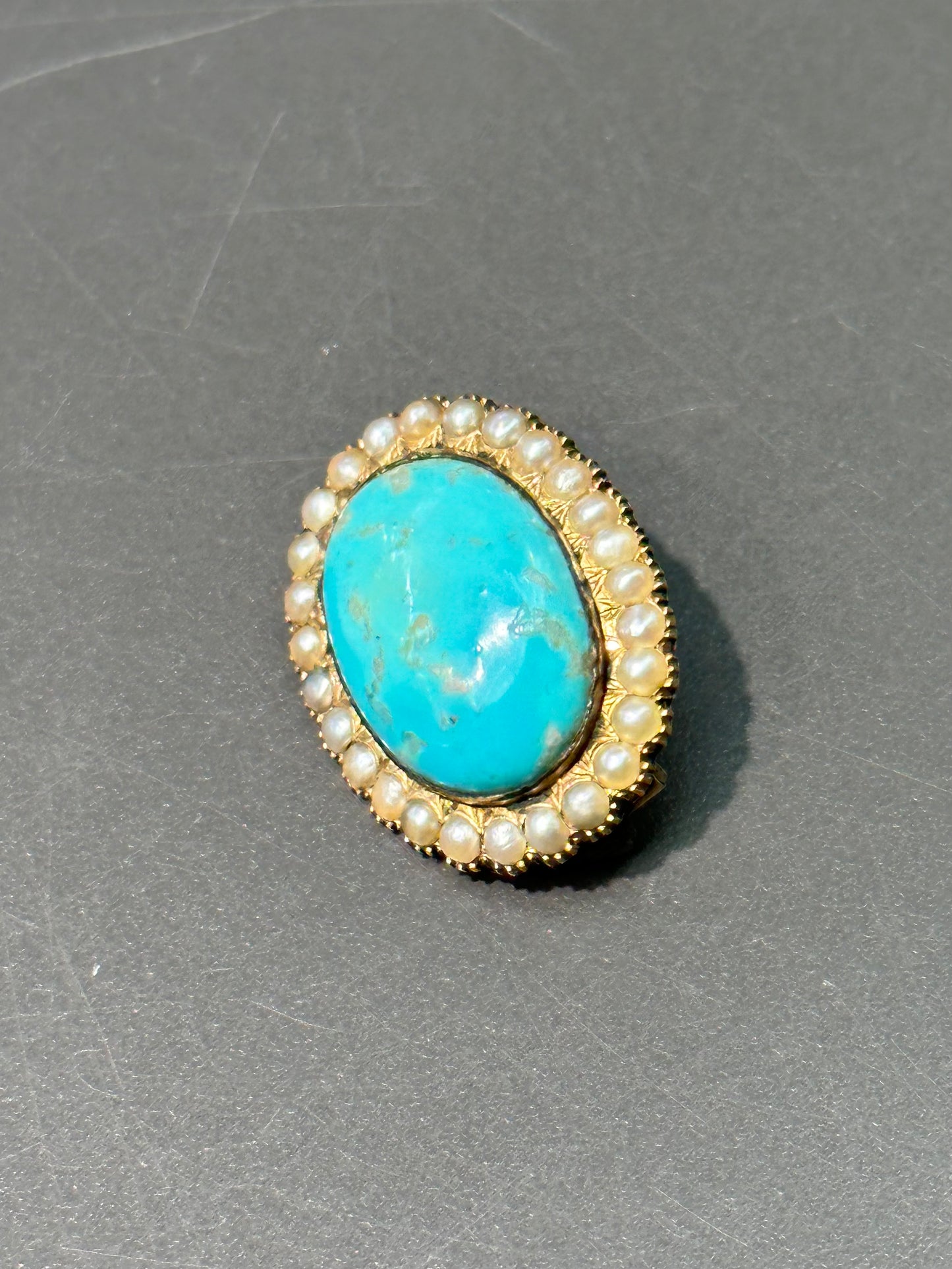 Broche victorienne en or 14 carats turquoise et halo de perles