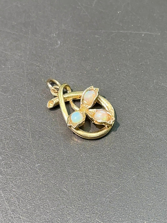 Vintage 14K Gold Opal Cabochon Shamrock Charm