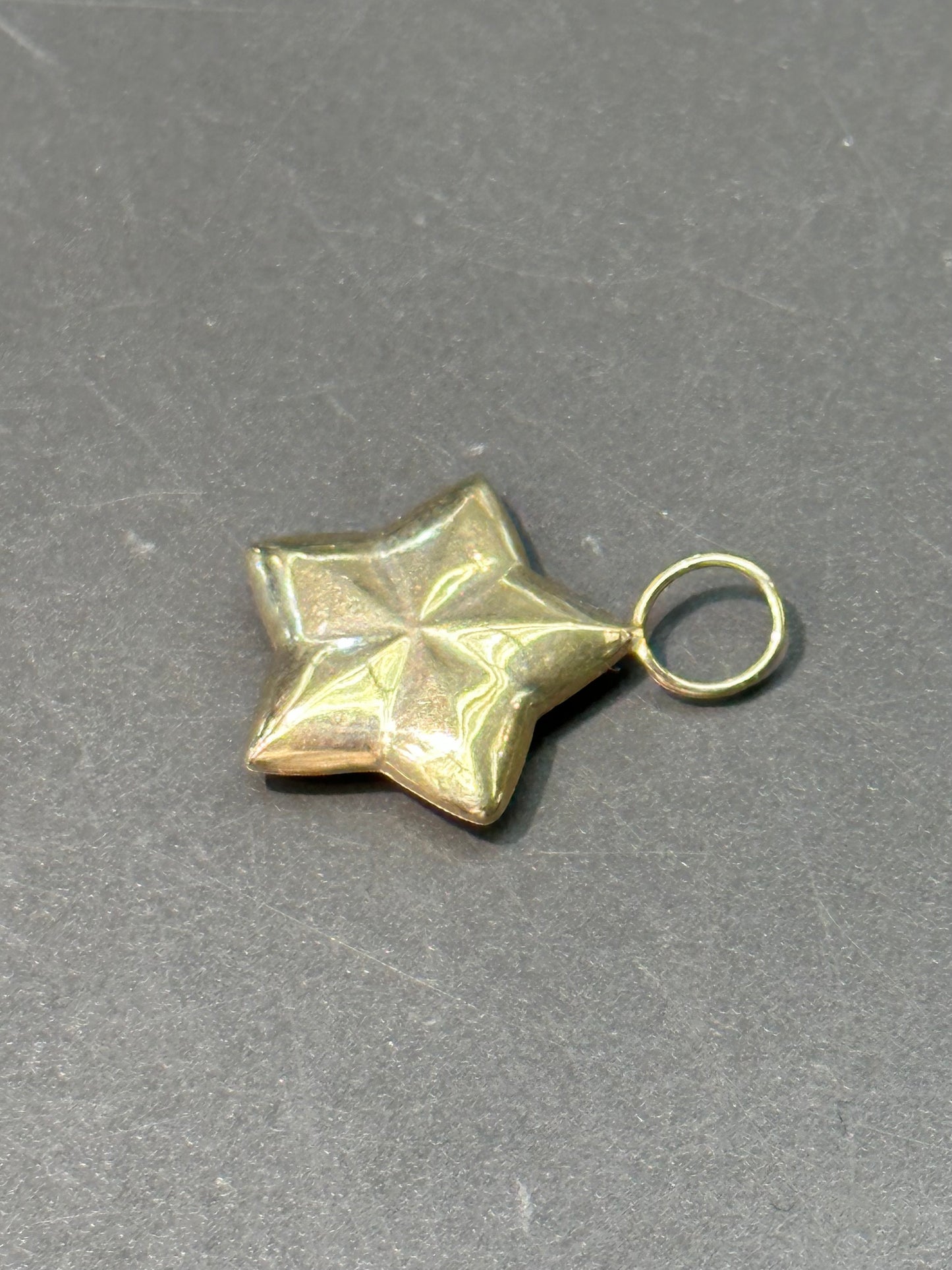 Vintage 14K Gold Puffy Star Charm