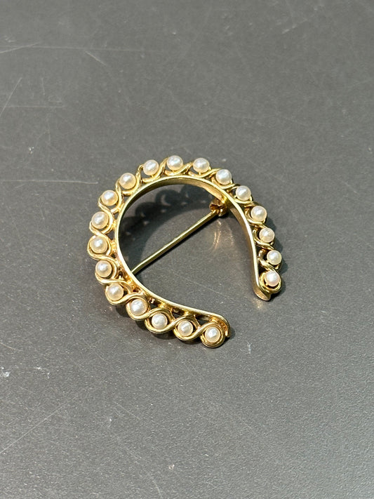 Victorian 14K Gold Pearl Horse Shoe Brooch