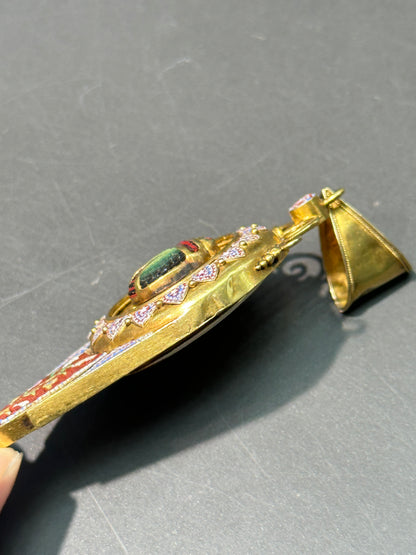 维多利亚伊特鲁里亚 22K 金微马赛克圣甲虫吊坠