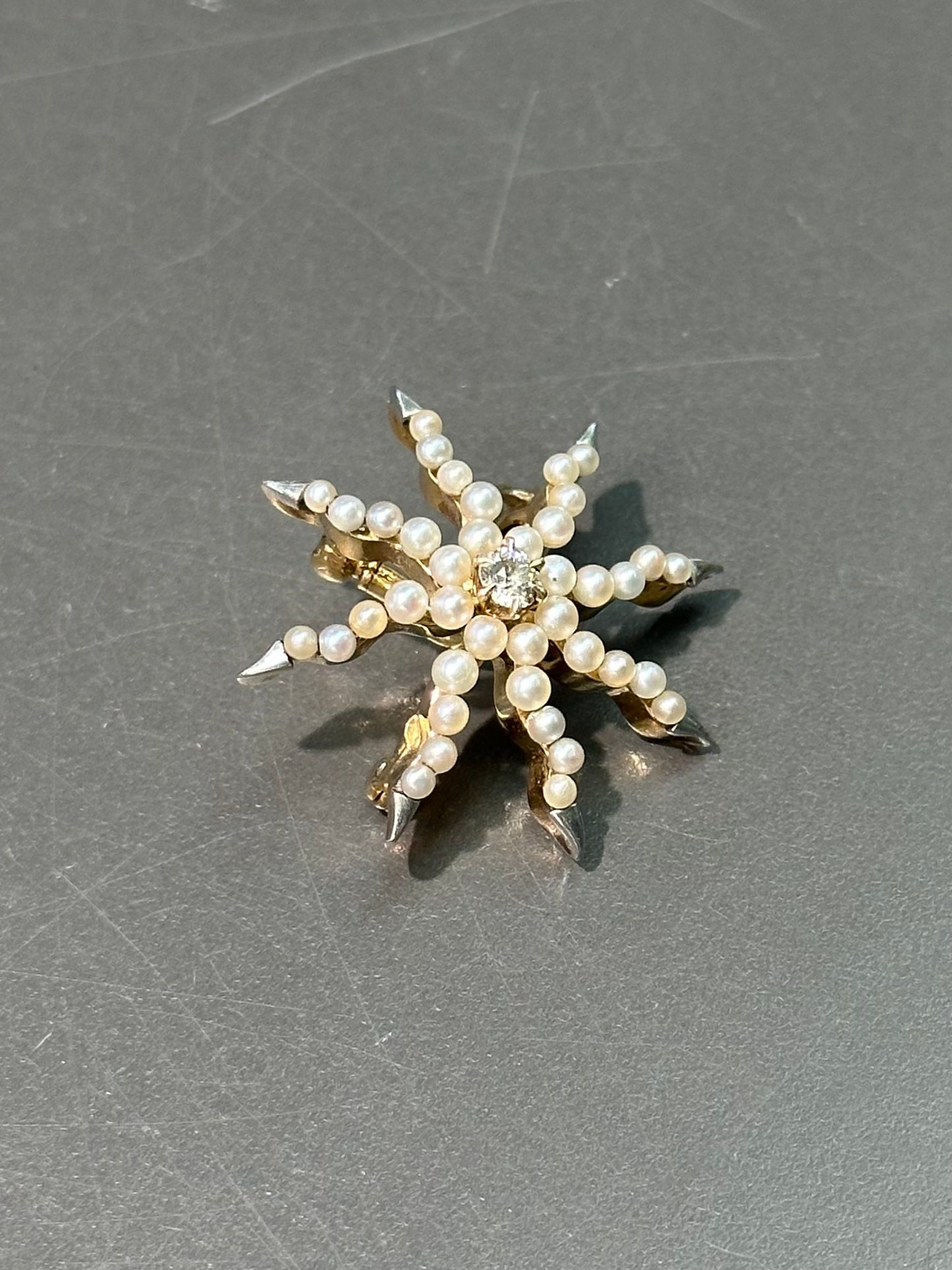 Antique victorienne 14K Gold Seed Pearl et Diamond Star Burst Broche Pendentif Broche