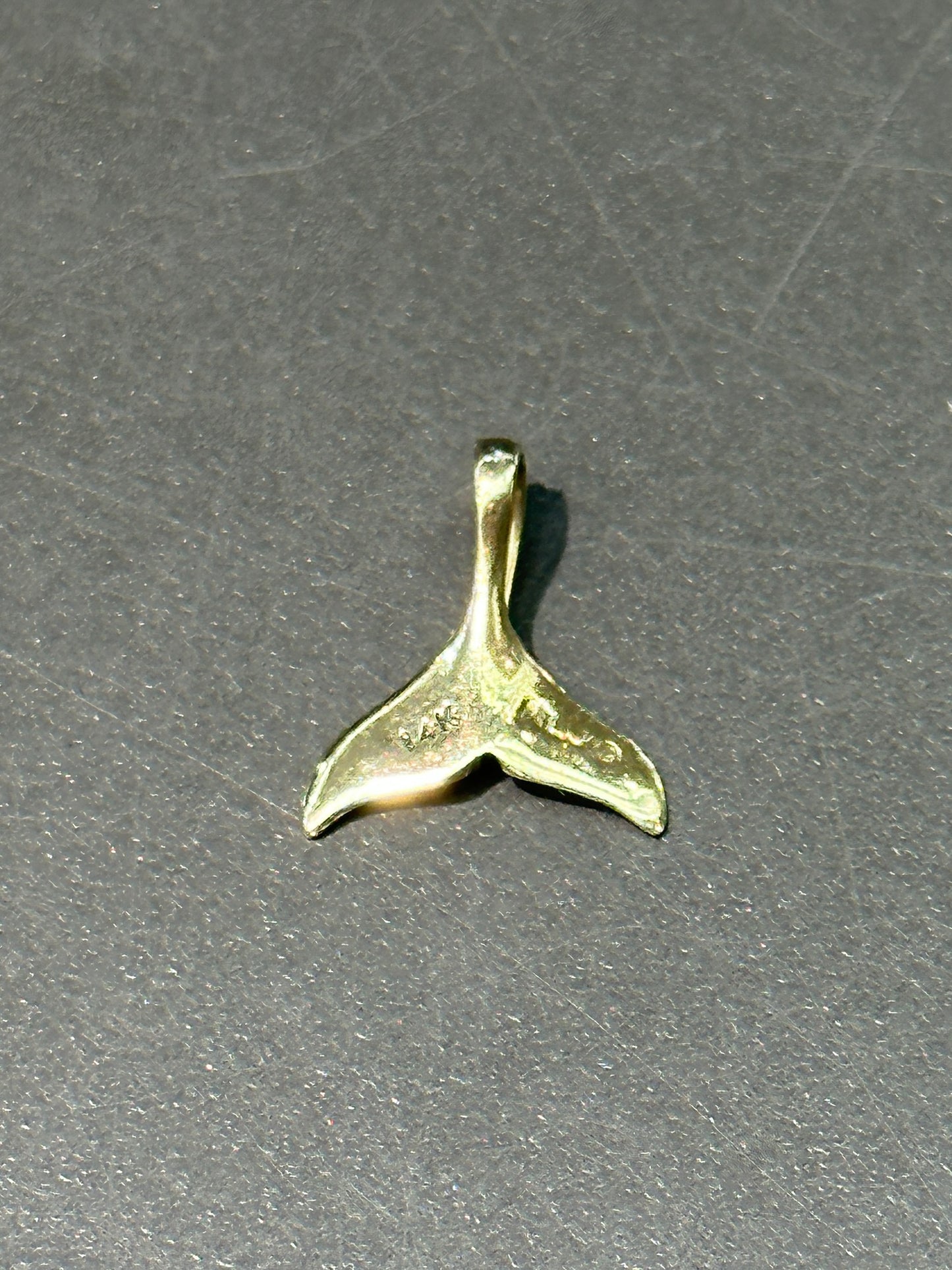 Vintage 14K Gold Whale Tail Pendant