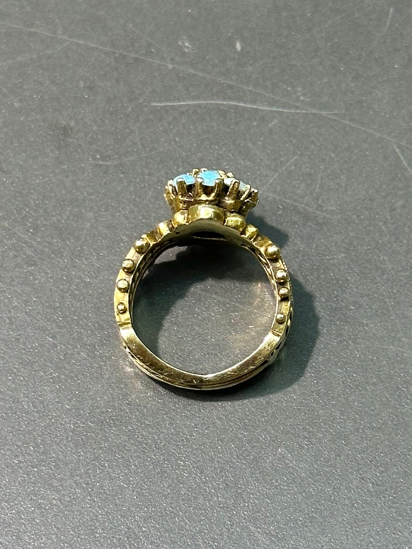 古董 14K 金蛋白石簇戒指
