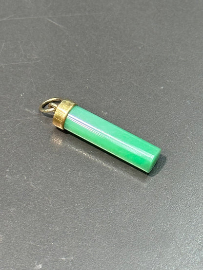 Charme de barre de cylindre de jade naturel en or 14 carats vintage