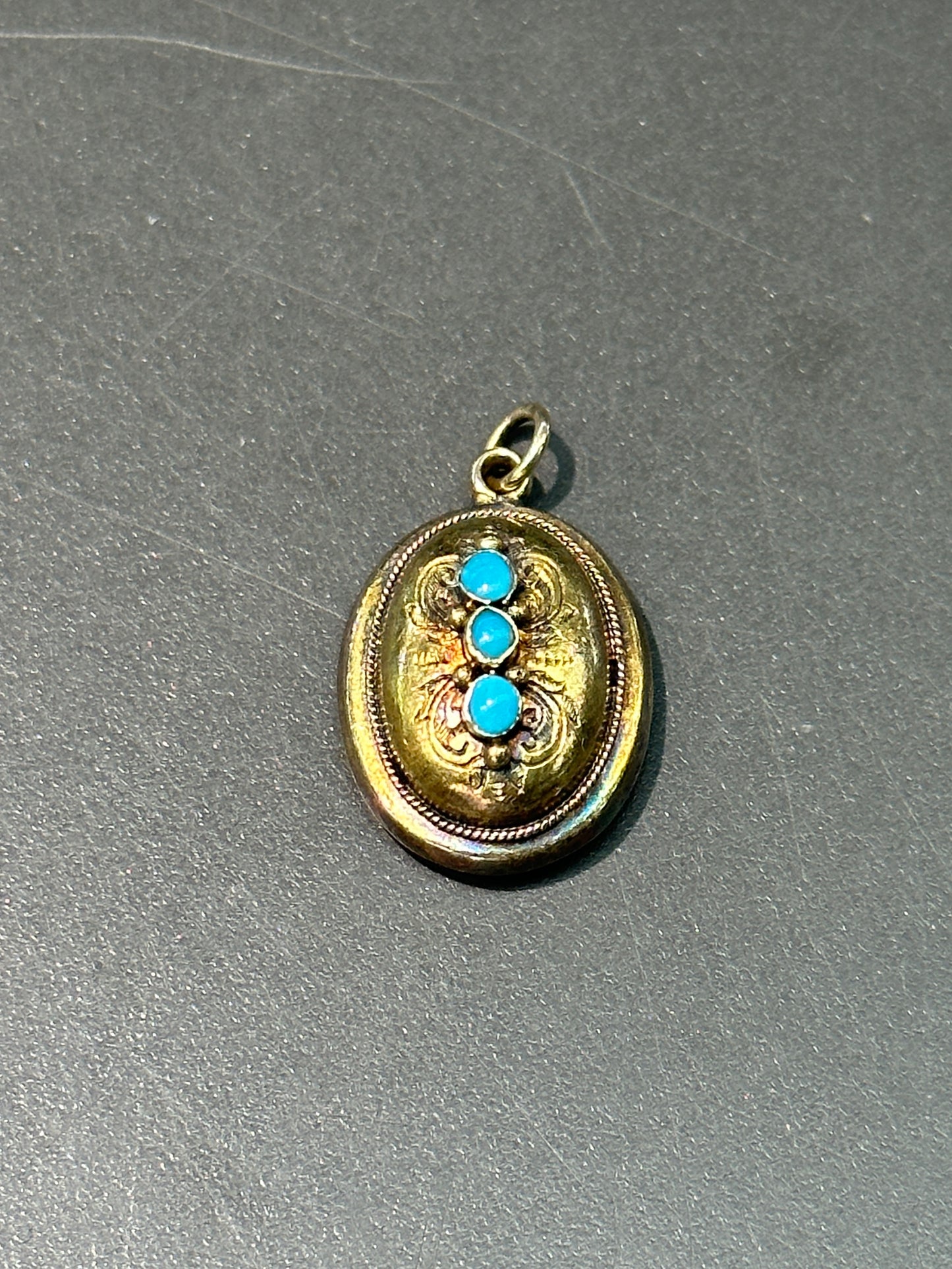 Médaillon de deuil victorien en or turquoise 14 carats