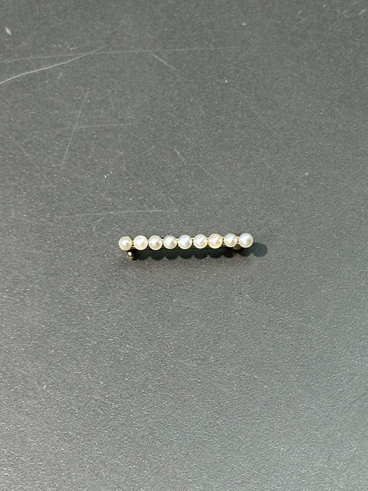 Broche Art Déco 14K Gold Mini Seed Pearl Bar