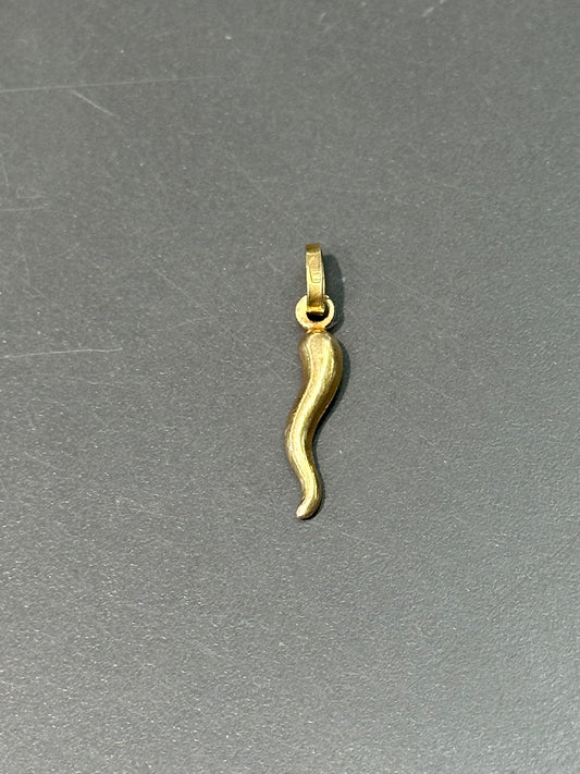 Vintage 18K Gold Italian Horn Charm