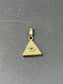 Pendentif œil Illuminati cubique émeraude en or 14 carats