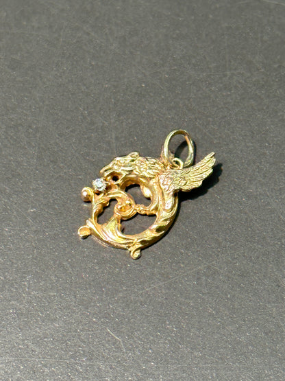 新艺术风格 14K 金钻石奇美拉狮鹫吊饰