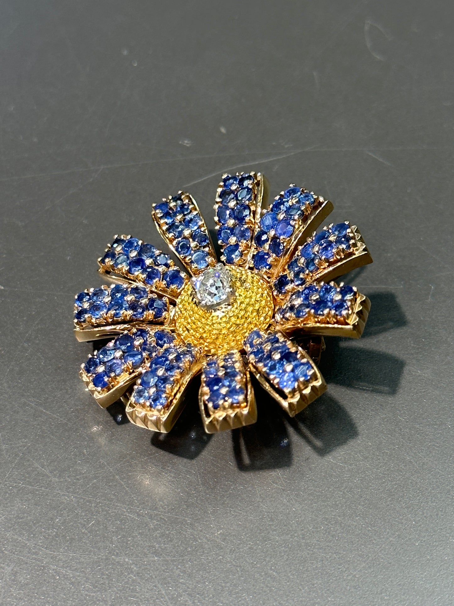 Vintage 14K Gold Sapphire and Diamond Daisy Brooch