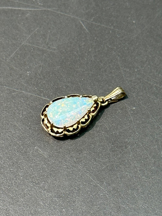 Victorian Style 14K Gold Drop Opal Pendant