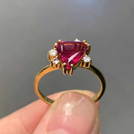 18K Gold Natural Tourmaline and Diamond Ring