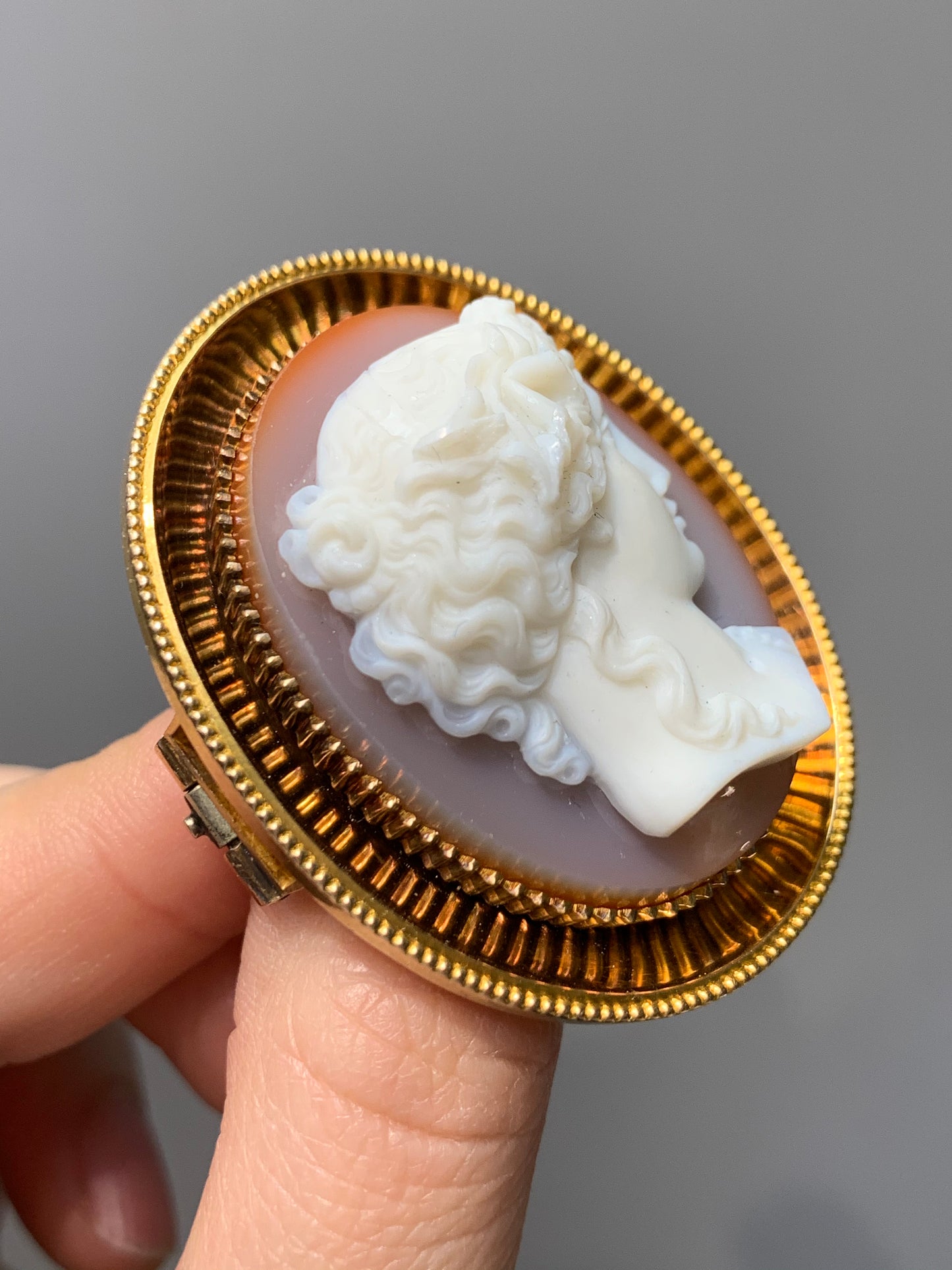 Victorian 14K Gold Cameo Mirrored Concave Brooch Pendant