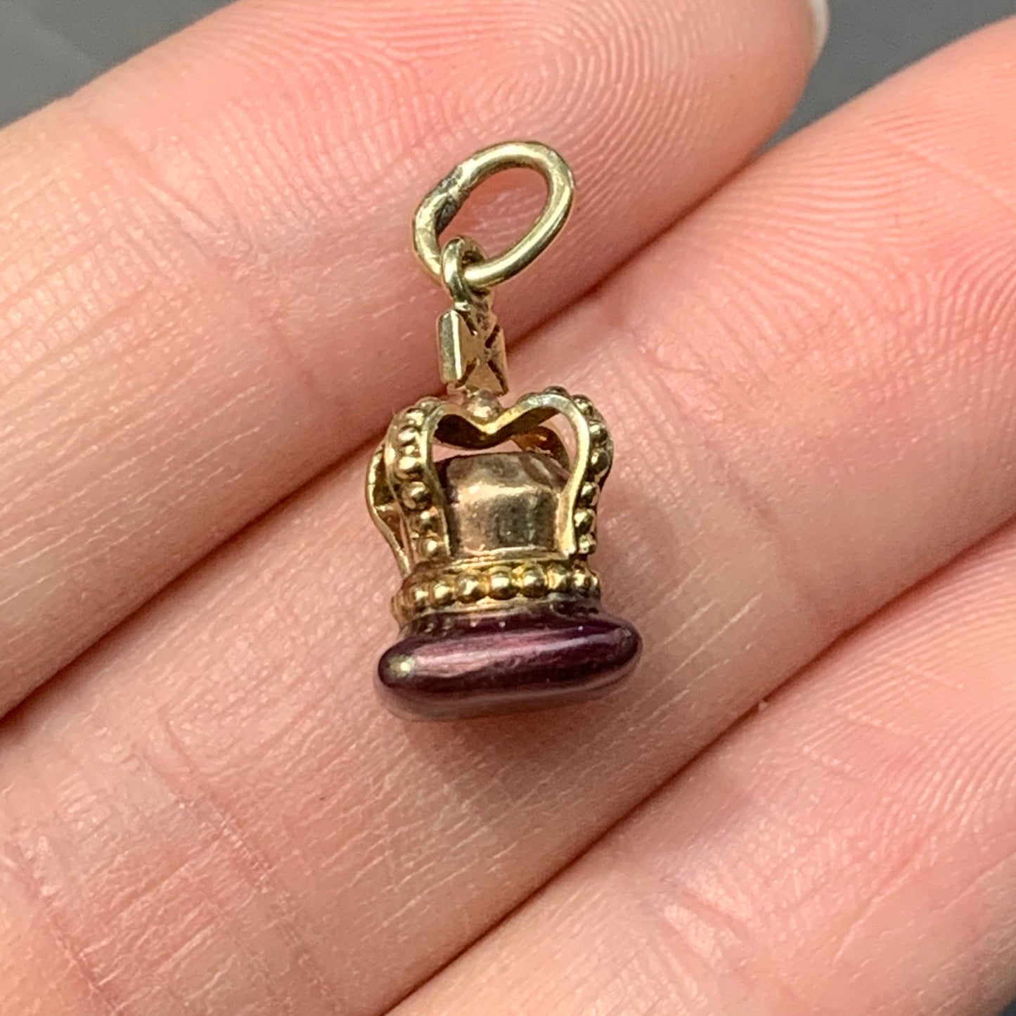 复古 14K 黄色珐琅皇冠吊饰