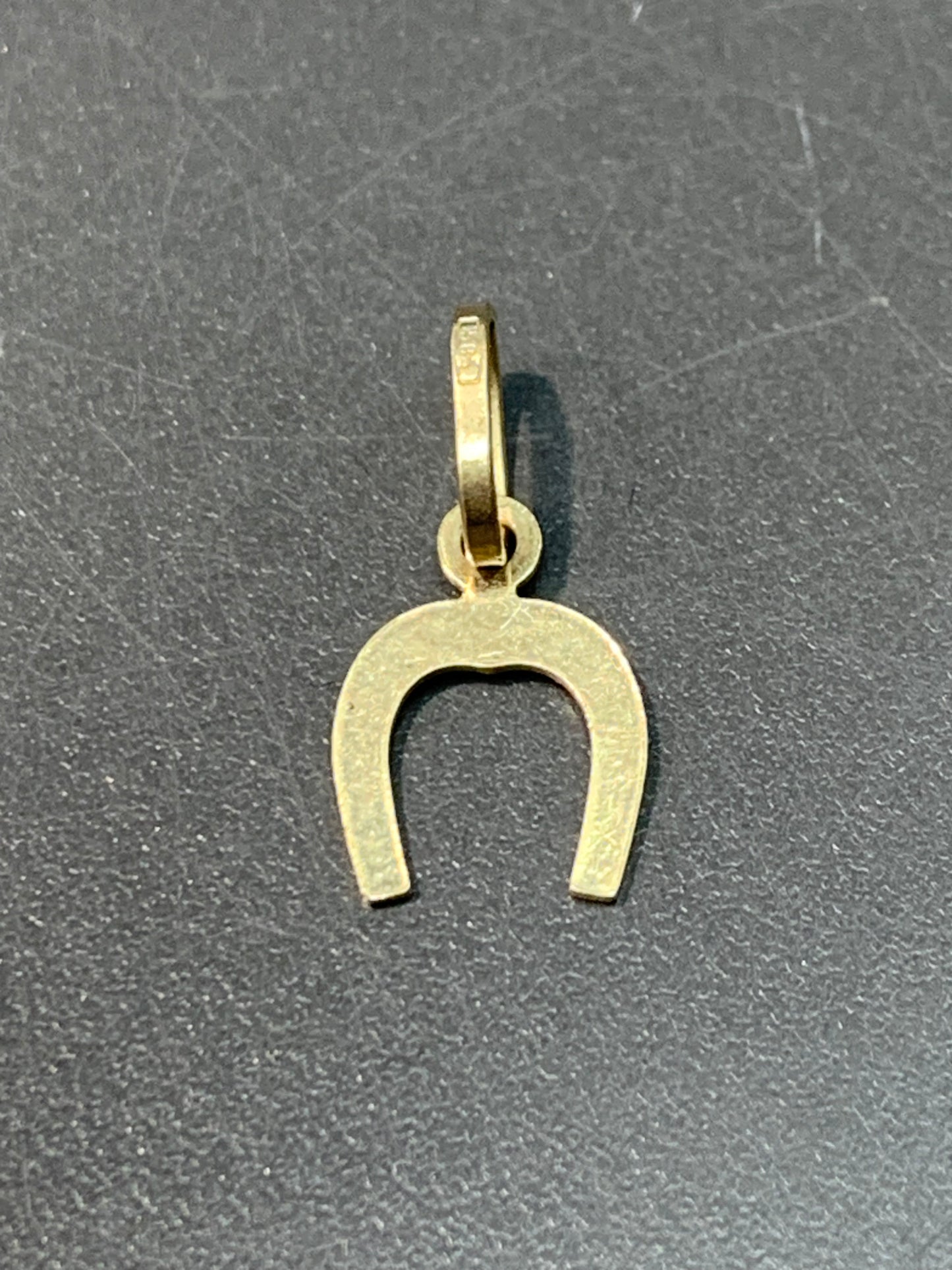 Vintage 14K Gold Horse Shoe Charm