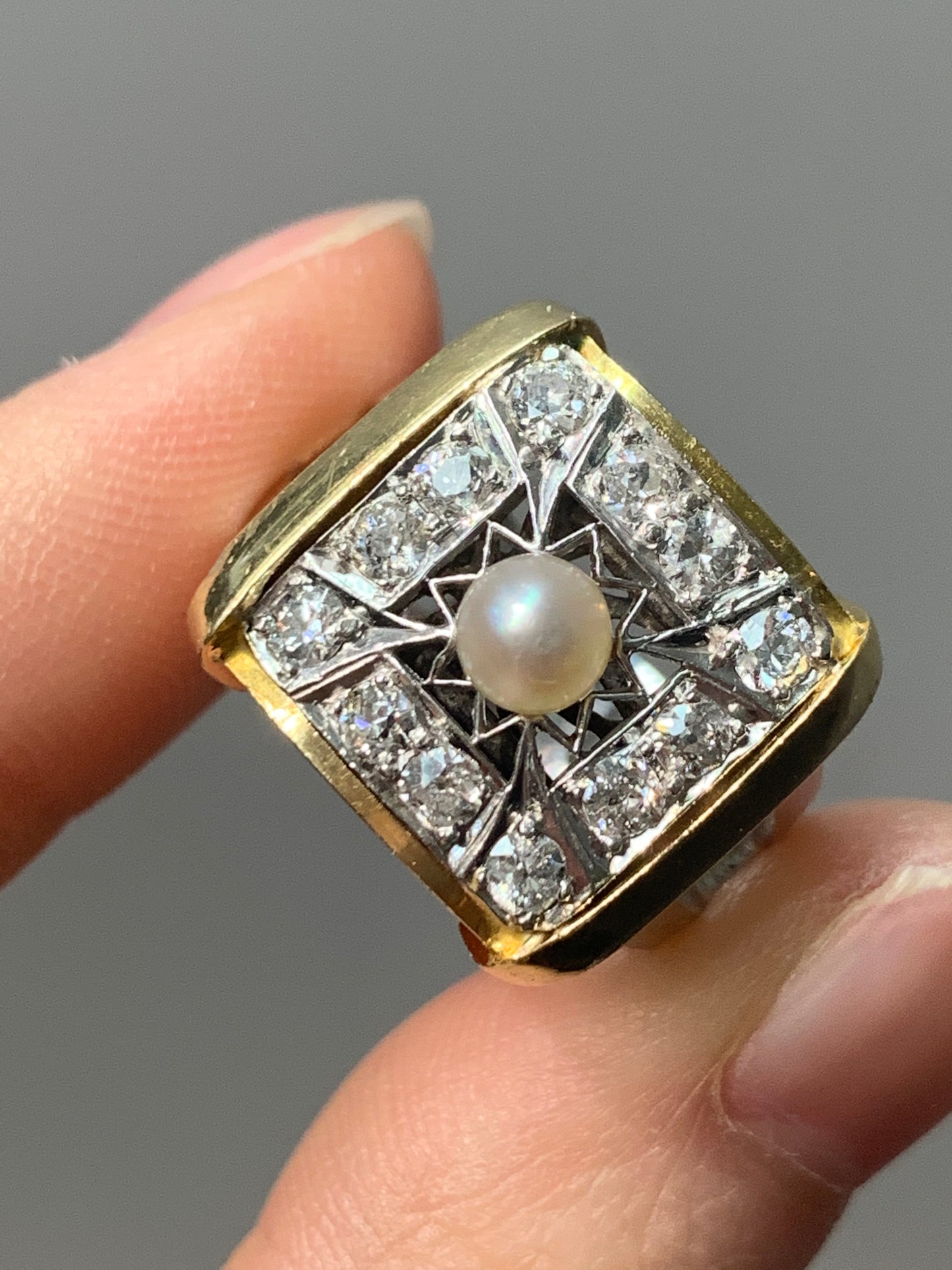 Bague vintage en platine avec perles d'eau salée carrées et diamants en or 18 carats