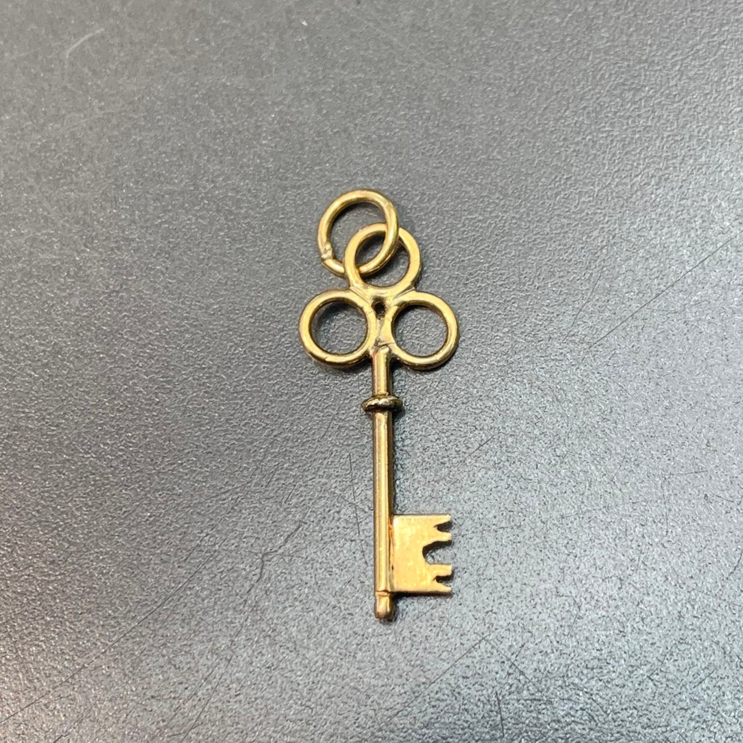 Vintage 14K Yellow Gold Key Charm