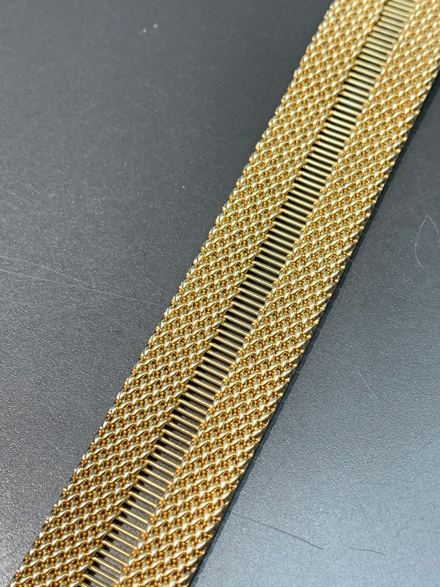 Bracelet réglable vintage en maille d'or 14 carats avec boucle en diamant tissé