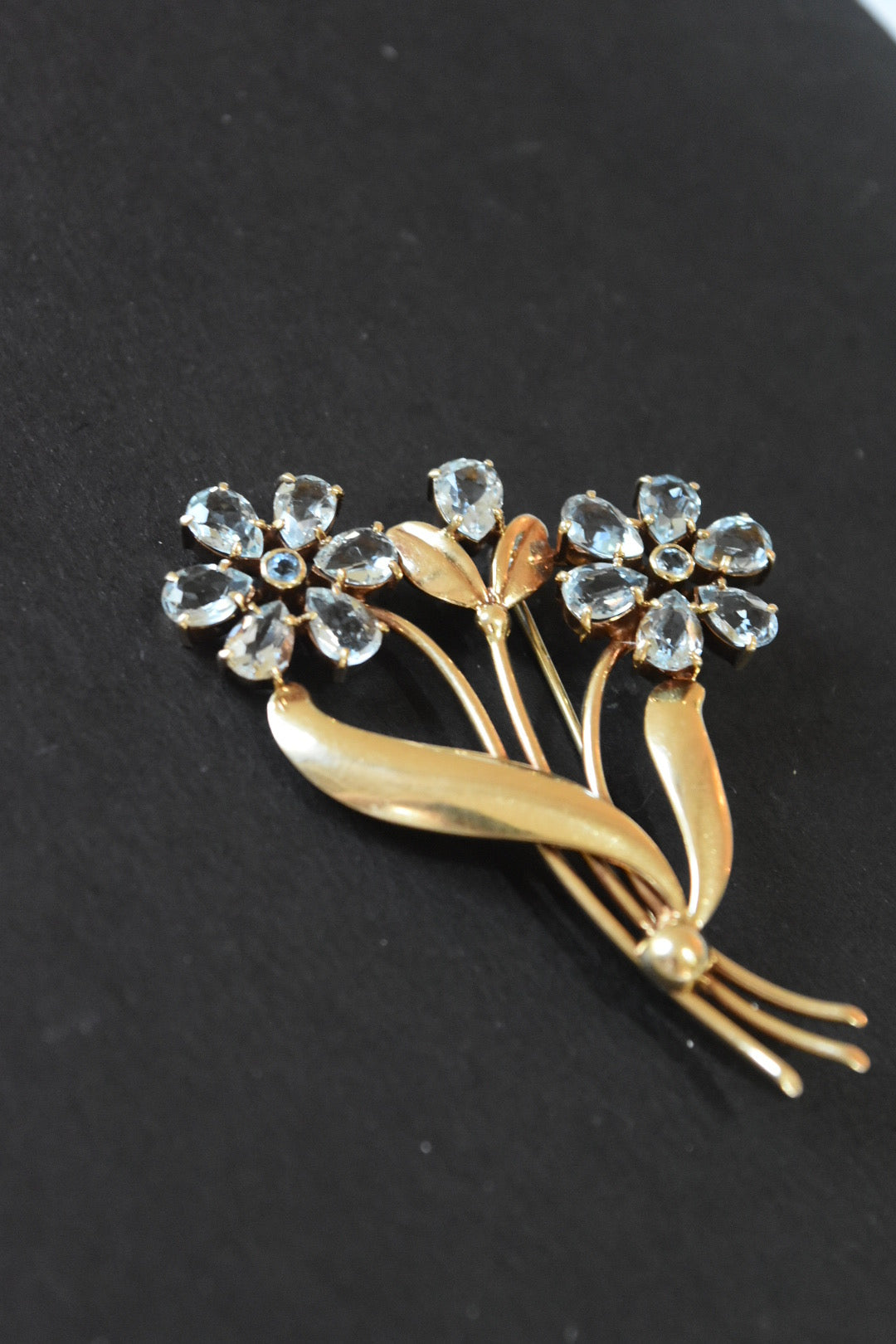 Tiffany &amp; Co. vintage 14k Gold Aquamarine Trois Fleurs Broche