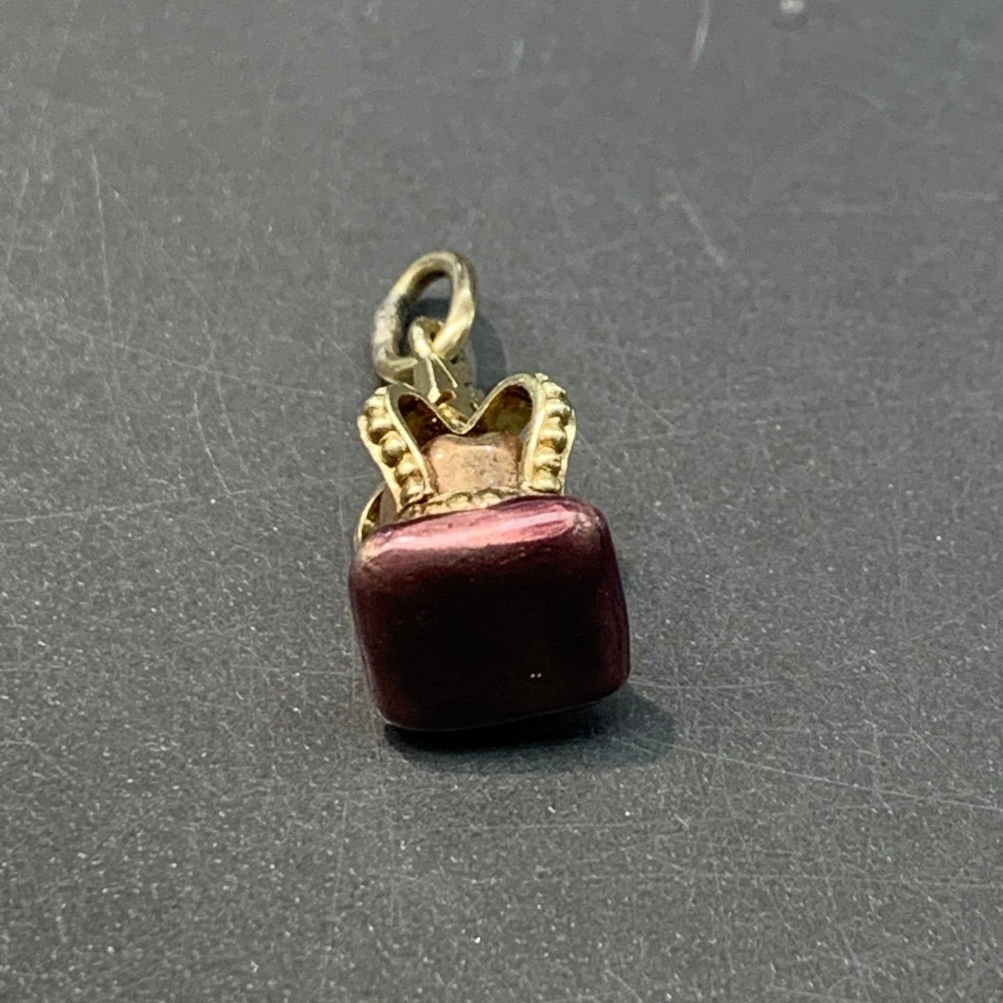 复古 14K 黄色珐琅皇冠吊饰