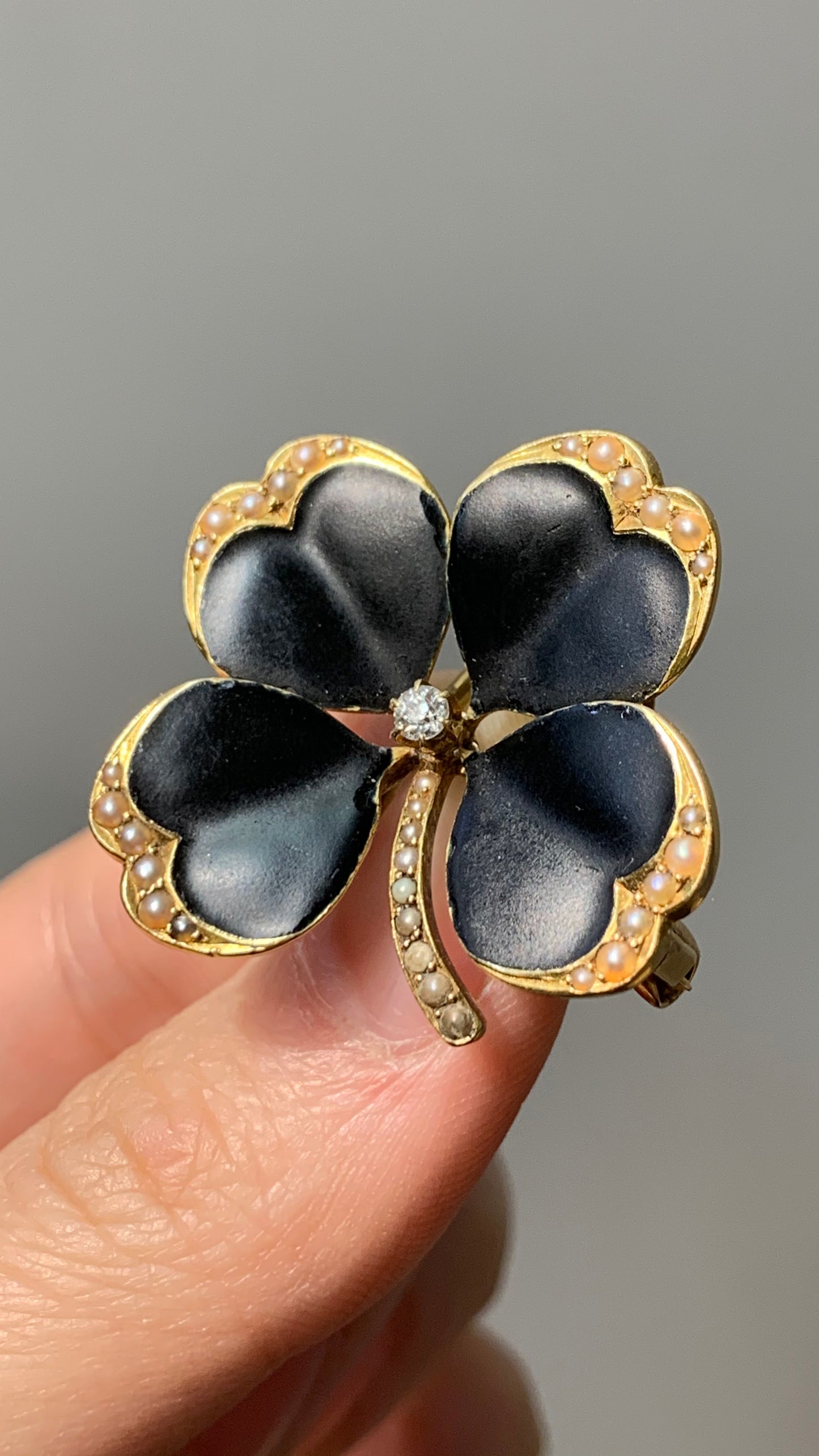 Art Nouveau 14K Gold Krementz & Company Black Enameled Diamond Seed Pearl Four Leaf Clover Brooch Pendant