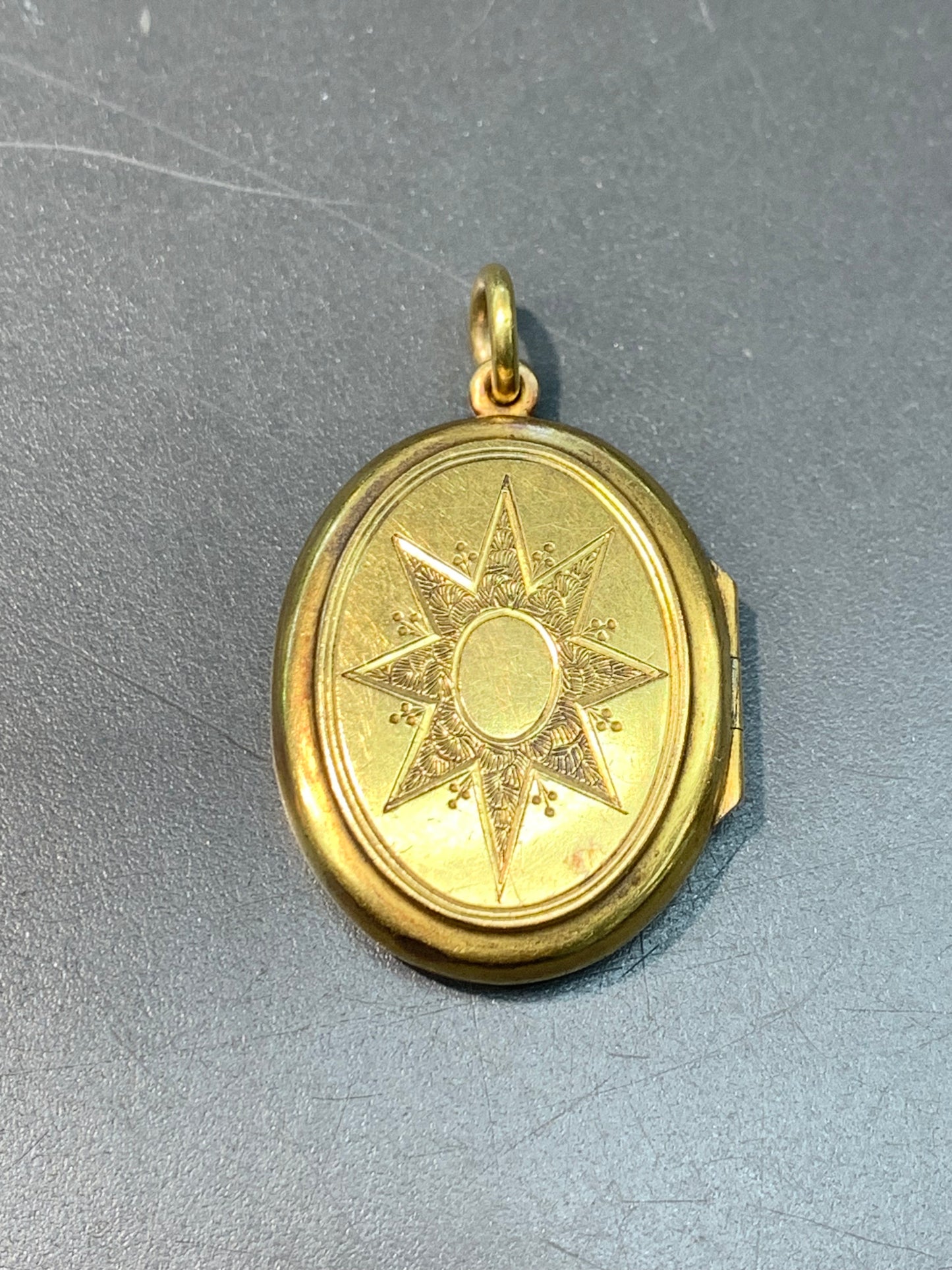 Vintage 14K Gold Fleur-de-Lis Locket Charm