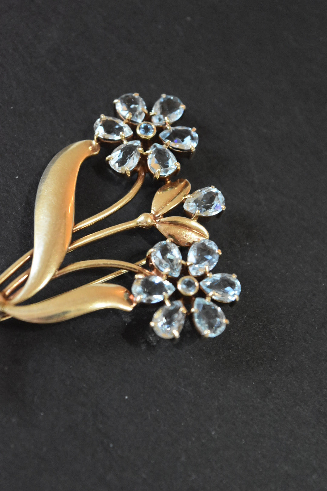 Tiffany &amp; Co. vintage 14k Gold Aquamarine Trois Fleurs Broche