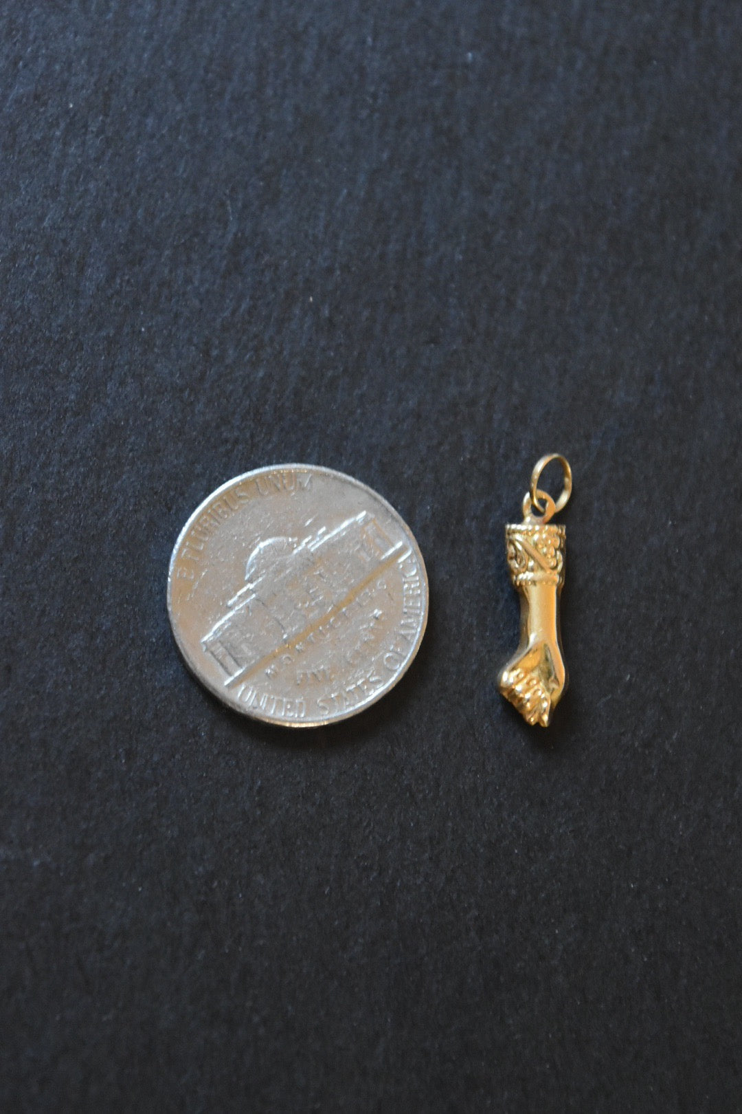 Vintage 14K Gold Figa Arm Charm