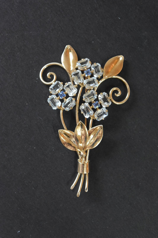 Vintage 14K Gold Aquamarine And Sapphire Cluster Three Flower Bouquet Brooch