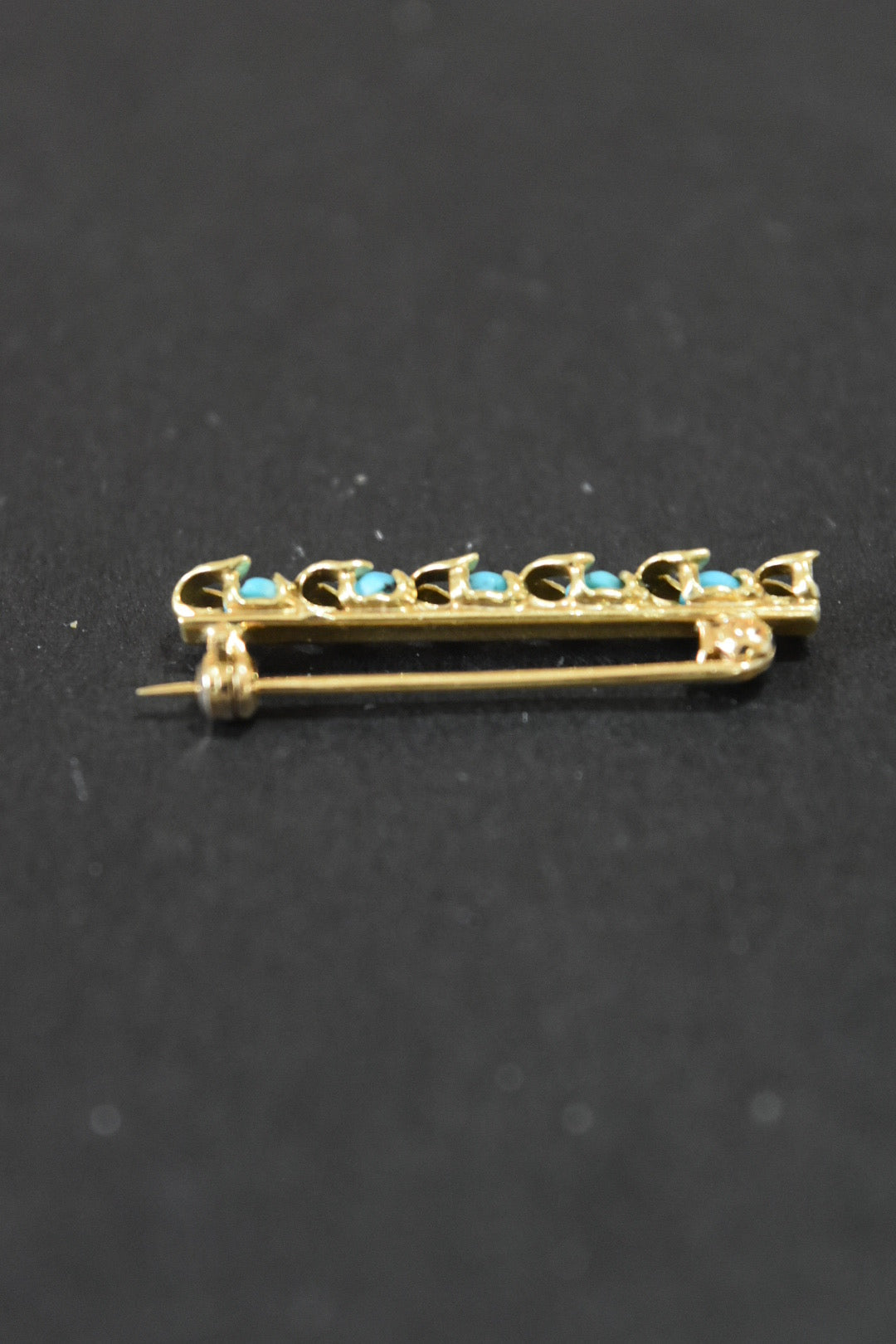 Victorian 18K Gold Turquoise Leaf Scroll Bar Brooch