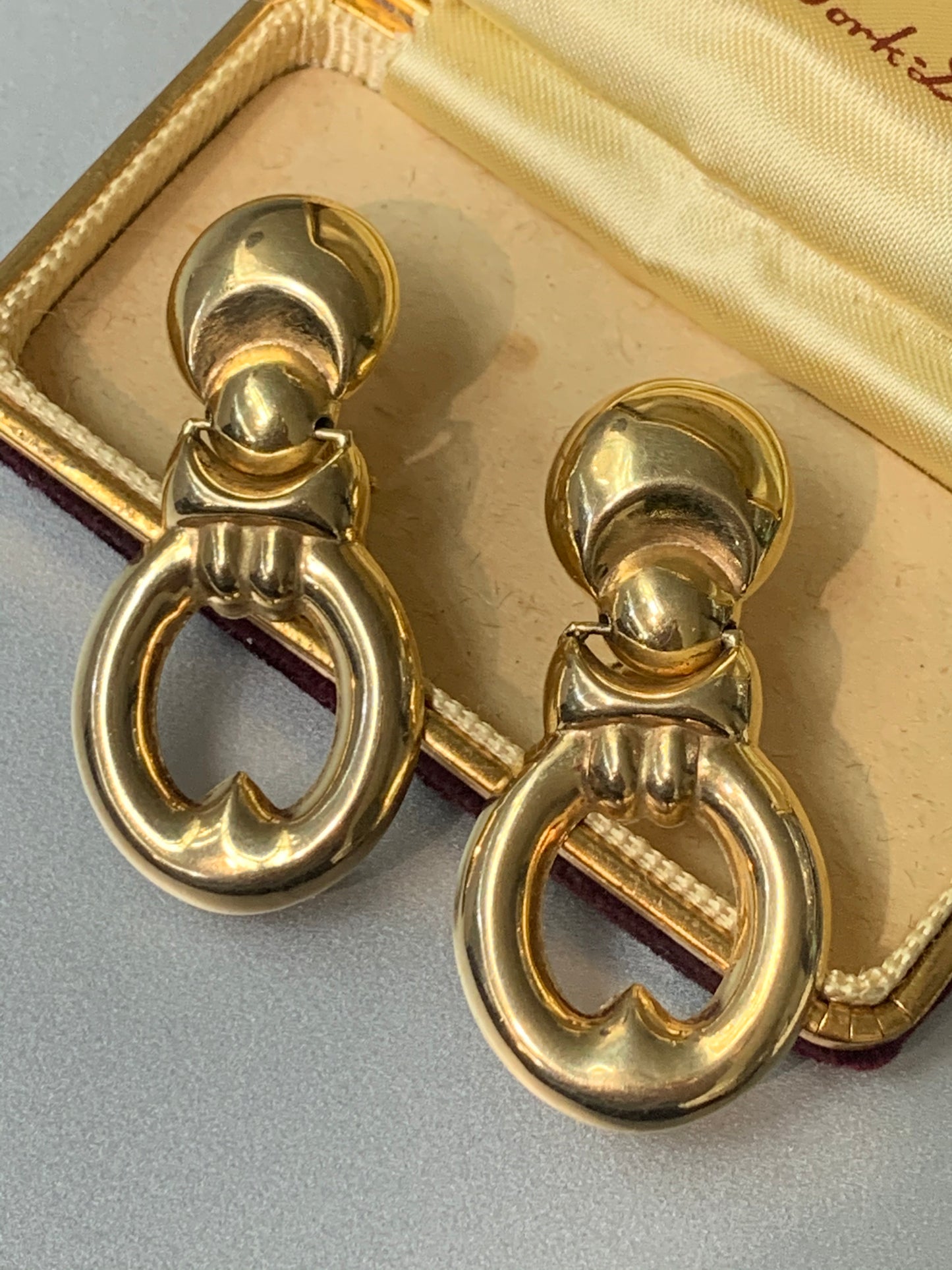 Retro 14K Gold Hollow Drop Earring