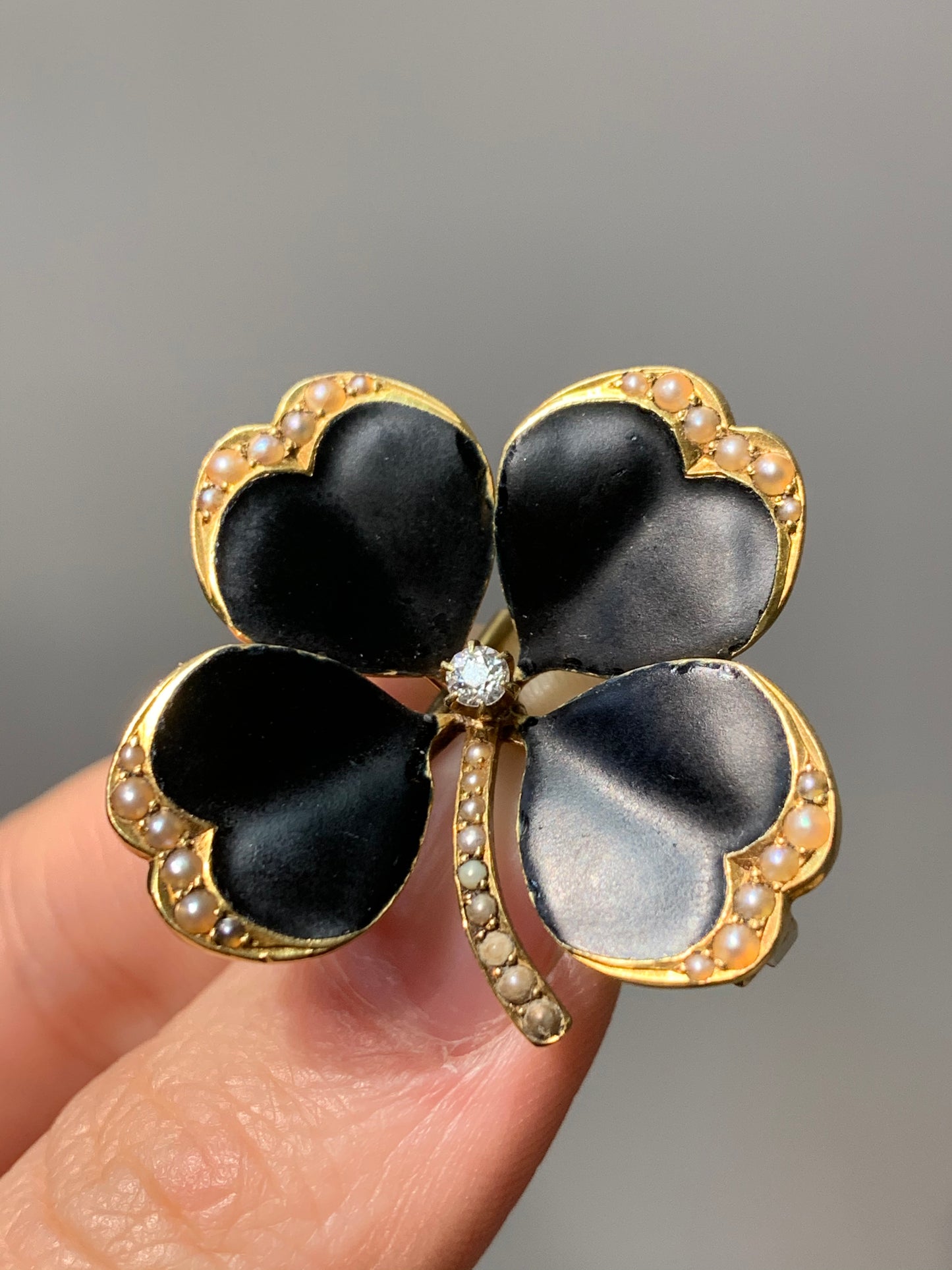 Art Nouveau 14K Gold Krementz & Company Black Enameled Diamond Seed Pearl Four Leaf Clover Brooch Pendant