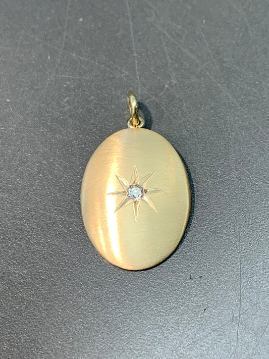 Vintage 14K Gold Star Burst Medallion Charm Pendant