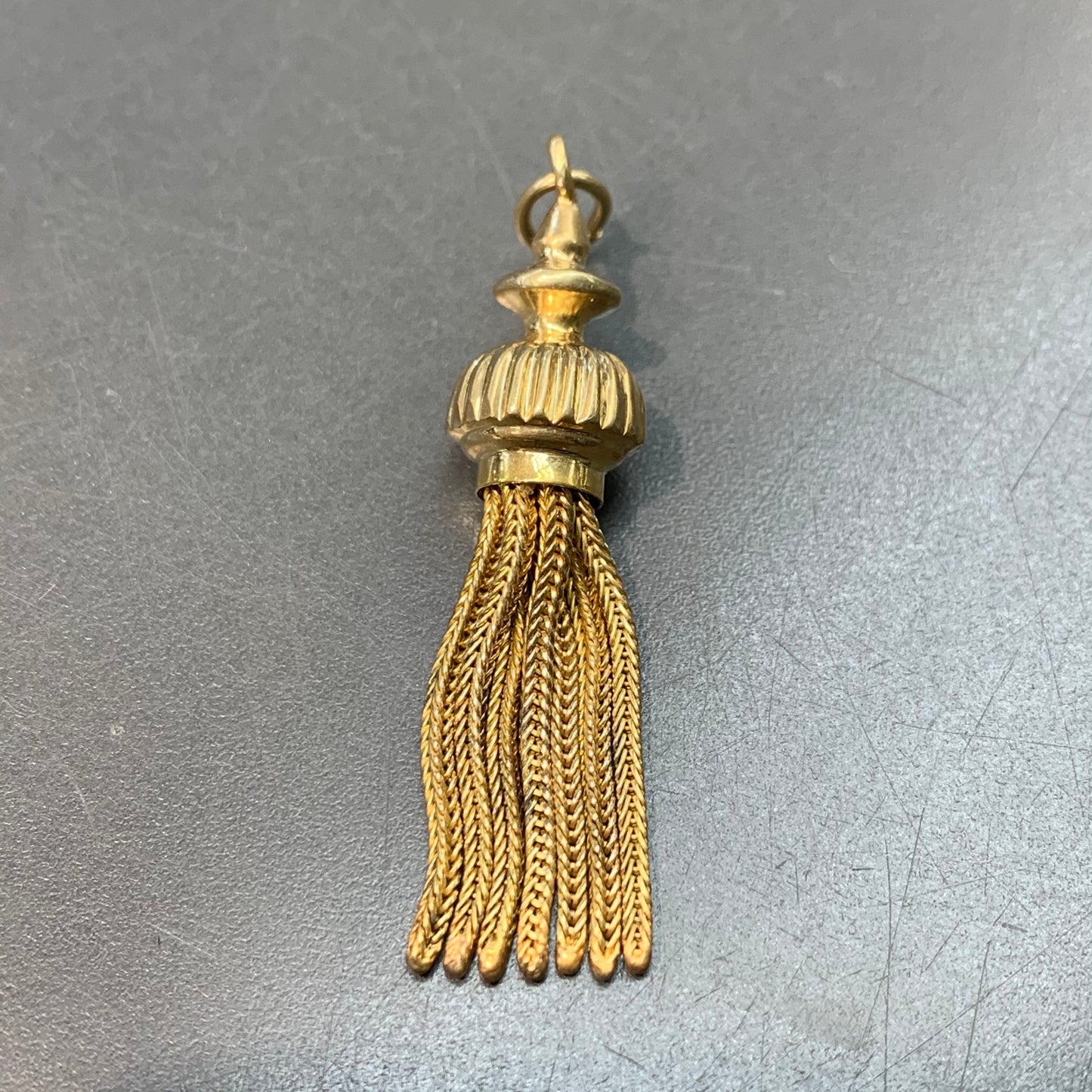 Vintage 14K Yellow Gold Tassel Charm