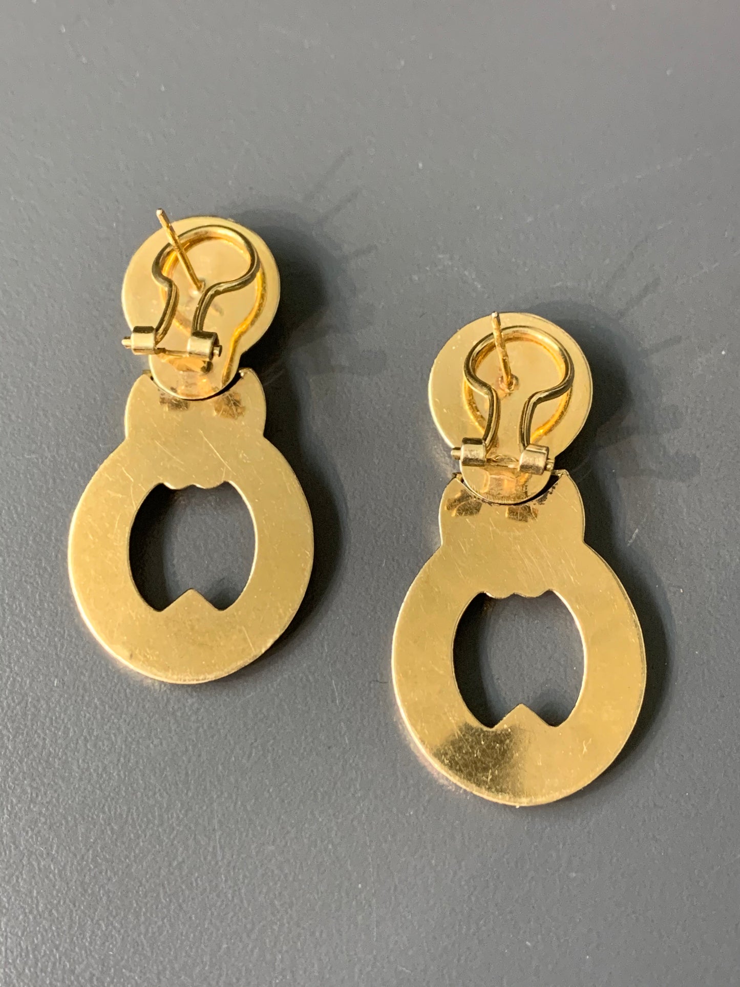 Retro 14K Gold Hollow Drop Earring