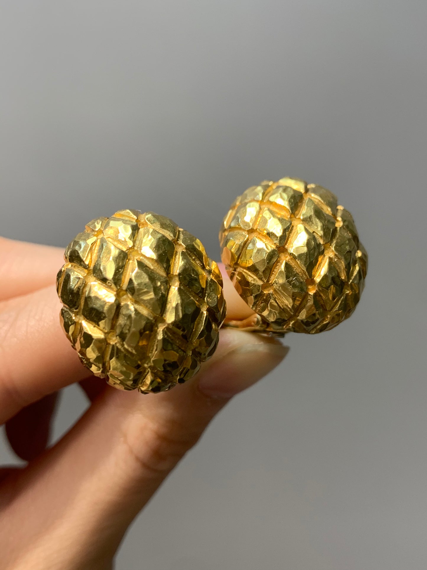 Vintage 18K Gold David Webb Hammered Pineapple Clip-On Earrings