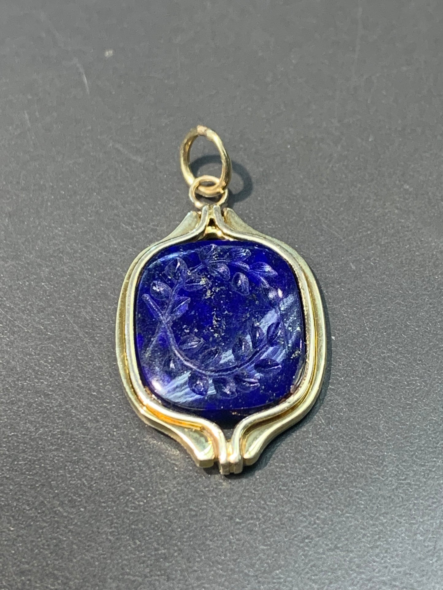 Charme Intaglio Lapis Vintage En Or 14 Carats